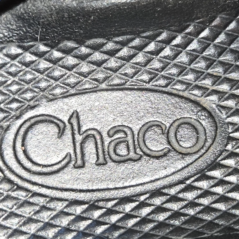 Chaco ZX/1 EcoTread Unisex Kids Black & White Strappy Adjustable‎ Sandals Size 2